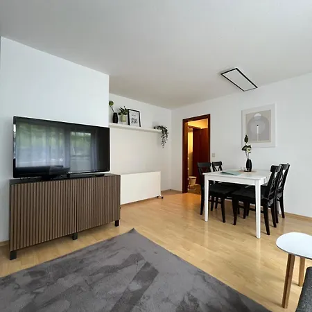 Stuttgart And The Surrounding Area At Your Doorstep Apartamento